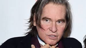 Released in 1995, batman forever was seen by many as a counterpoint to the exceedingly dark and gothic batman returns. Las Dificultades Para Comunicarse De Val Kilmer En Su Vuelta Al Cine Tras Someterse A Una Traqueotomia Me Siento Mucho Mejor De Lo Que Sueno