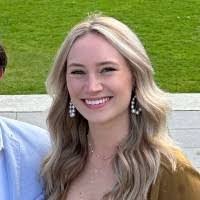 Leah Mccarty's Instagram, Twitter & Facebook