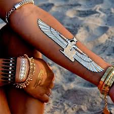 Isis was the egyptian goddess of motherhood, marriage and fertility which tends to be more of a feminine statement. Temporary Tattoos Gold Egypt Goddess Isis And Rosettes Jewellery For Men And Women Temporary Tattoos Forearm Leg Calf Arm Neck 21 X 15 Cm Amazon De Beauty