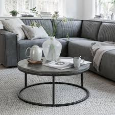 Beistelltisch Mont Blank O 60 Oder 80 Cm Rund Basalt Beton Metall Sofatisch Couchtisch New Maison Esto Ihr Grosse Couchtisch Couchtisch Metall Sofa Tisch