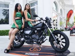 Diseñado con estilo de los 60s y principios de los 70s con un aspecto custom chopper, con doble cilindro, motor de 250 cc con radiador de aceite, produce una impresionante potencia para su tamaño. 2018 Keeway K Light 202 Retro Cafe Racer 152 And Patagonian Eagle 250 In Malaysia From Rm6 521 Paultan Org