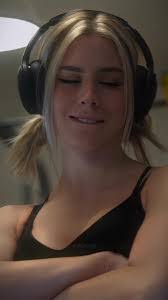 Anna Tejada's Instagram, Twitter & Facebook