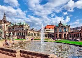 Maybe you would like to learn more about one of these? Fuhrung Alte Meister Zwinger In Dresden Den Semperbau Erkunden