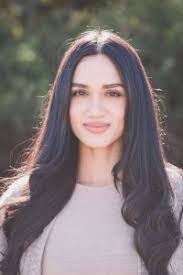 Simone Ray's Instagram, Twitter & Facebook