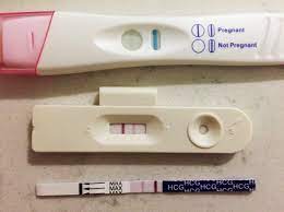 Perlu diketahui bahwa sampe urine yang dikumpulkan adalah pancaran urine. Cara Guna Pregnant Test Dengan Betul Jenis Jenis Pregnancy Test Di Pasaran