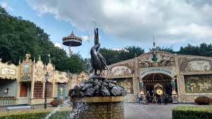 It's one of the oldest amusement parks in operation in the world and one of the largest in europe. Efteling A Review If You Go Down To The Woods Today By Palais Des Mirages Medium