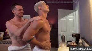 Blonde muscular hot gay bloke ripped apart - manporn.xxx