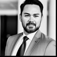 4900+ "Candelária" profiles