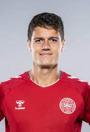 Marts 1994) er en professionel dansk fodboldspiller, der fra foråret 2019 spiller for brentford f.c. Landsholdsdatabasen