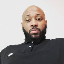 Hi everyone I'm looking to buy a car. If anyone is selling one or knows of  a good deal, please feel free to message me privately. Thank you!