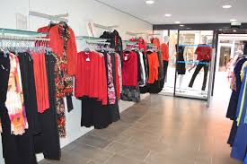 We did not find results for: Agencement D Une Boutique De Pret A Porter Femme Etal Pro Decoration Fourniture Pour Magasin