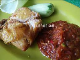 Ayam penyet best instrumental dalam menyediakan suasana ini. Orang Kata Nasi Ayam Penyet Kat Shah Alam Ni Sedap Dan Murah