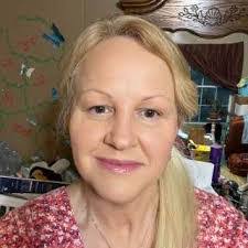 Vonda Holmes's Instagram, Twitter & Facebook