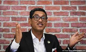 Perlantikan menteri besar perak buktikan persepakatan perikatan nasional. 28 Photo Menteri Besar Perak Ahmad Faizal Azumu Mesti Ambil Tindakan Menyelamatkan Malaysia