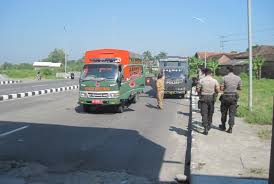 Bus bumel penguji adrenalin !!! Berita Bus Solo Jogja Terbaru Berita Bus Solo Jogja Terkini Hari Ini Info Bus Solo Jogja Solopos Com