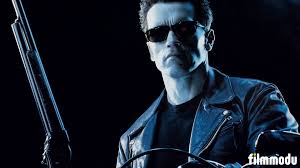 Makinist ne olduğunu anlamak için durup neye çarptığına bakmaya gider ve geri dönmez. Yokedici 2 Mahser Gunu Terminator 2 Judgment Day Turkce Dublaj 1080p Full Hd Izle