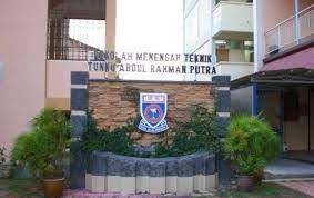 تونكو عبدالرحمن ڤوترا الحاج ابن المرحوم سلطان عبدالحميد حاليم شاه‎; Ti Penang Ti Penang Sekolah Menengah Teknik Tunku Abdul Facebook