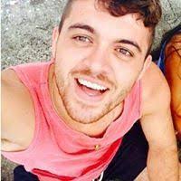 Eduardo Abreu's Instagram, Twitter & Facebook