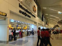 We are traveling from the usa to delhi and have a 12 hour layover. Decent Bar Lounge At Igi Airport Reviews Photos Delhi Daredevil S Bar Tripadvisor