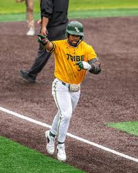 What's better than a Joe homer? A Joe homer AND a grand slam ...