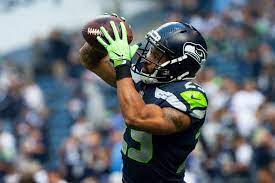 Earl Thomas Is Just The Latest Game Changer Deemed Too Rich For The Richest Team In Football Dallas News Earl Thomas Football Helmets Football Latest Games