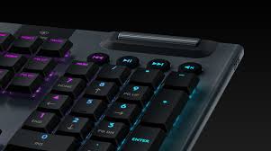 As a wireless mechanical gaming keyboard, the g915 nails almost every feature perfectly. Logitech G915 Lightspeed Wireless Rgb Mechanical Gaming Keyboard