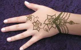 Gambar henna untuk anak kecil balehenna. Gambar Henna Simple Untuk Anak Anak Henna Tato