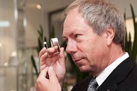 Kompetenz — Juwelier Paul