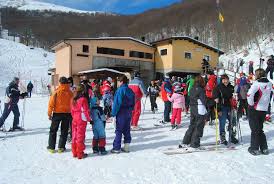 Stazione sciistica invernale e bikepark per il resto dell'anno. Da Dicembre 2021 Sara Attivo A Pian Del Poggio L Innevamento Artificiale Si Sciera Per Tutta La Stagione Invernale Oltrepolombardo