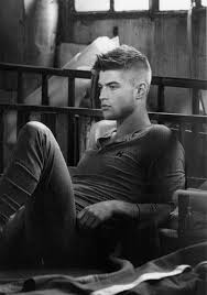 50 Men S Short Haircuts For Thick Hair Masculine Hairstyles Mens Haircuts Short Mens Haircuts Fade Mens Hairstyles