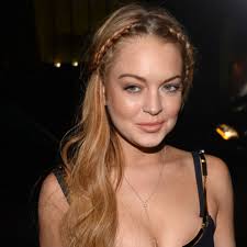 Lindsay lohan is dying to return to the spotlight, and she's set her sights on a hosting gig at saturday night live to kickstart her comeback, an insider tells ok! Lindsay Lohan Die Grosste Gefahr Ist Ihre Mutter Gala De