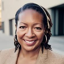 Lana Townsend's Instagram, Twitter & Facebook