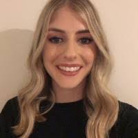 Stacey Oates's Instagram, Twitter & Facebook