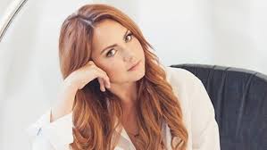 У неё наблюдается интоксикация всего организма, низкая сатурация в крови, а также плохая реакция зрачков на внешние раздражители. Fsnk45zavwb0dm