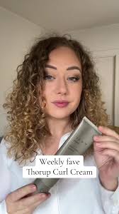Weekly fave: @thorup_2024 Keep it Curly Curl Cream ✨ (annonce/modtaget til  test) Jeg har været virkelig glad for denne krøllecreme de sidste par uger 