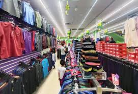 Check out the latest promotions, catalogue, freebies(free voucher/sample/coupons), warehouse sales and sales in malaysia. Shopping Baju Raya Di Pusat Pakaian Hari Hari Memang Berbaloi Cerita Huda By Huda Halid