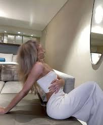 Elsie Roker (elsiemroker)