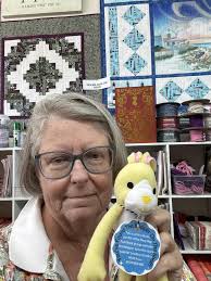 I found the shop hop bunny with another shopper!