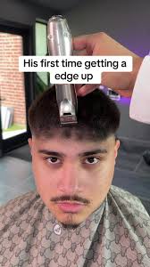 Sharp Edge Up Barber