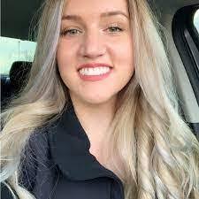 Dina Browning's Instagram, Twitter & Facebook