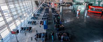 Рейсы в основном регулярные на меня аэропорт внуково производит приятное впечатление. Moskva Vnukovo Vko Mezhdunarodnyj Aeroport Vnukovo Passazhiram Torgovyj Centr Globus Ekstrim