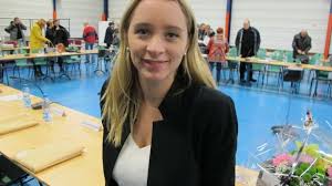 Jun 29, 2021 · xavier bertrand ne cache plus ses ambitions présidentielles. Femme De Xavier Bertrand Maris Et Femmes
