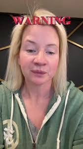 Jacqueline Hopper's Instagram, Twitter & Facebook