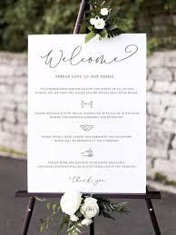 Just as wedding plans have changed, weddings, as we knew them, have been forever changed. 8 Wedding Sign Ideas In The Time Of Covid 19 Joy