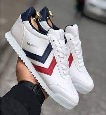 Toptan Urun Beyaz Renk Kirmizi Lacivert Seritli Hummel Toptan Spor Ayakkabi Toplu Veya Toptan Alimlariniz Icin Whatsapp Bilgi Ve Shoes White Sneaker Sneakers