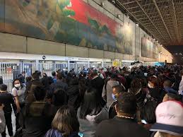 Os trabalhadores do metro de lisboa anunciaram uma greve para os próximos dias 1 e 3 de agosto. Estacoes Do Metro Amanhecem Fechadas Em Sp Mesmo Apos Metroviarios Suspenderem Greve Sao Paulo G1