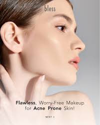 Makeup seharusnya tidak hanya menyempurnakan tampilan wajah, tetapi juga  memperhatikan kesehatan kulit. Untuk Blessfriends dengan acne prone skin,  kamu tetap bisa mendapatkan hasil makeup yang flawless dan tahan lama hanya  dengan dua