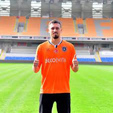 The club is better known simply as i̇stanbul başakşehir or, due to sponsorship. Official Duarte Leaves Milan And Joins Istanbul Basaksehir On Loan Until June 2022 With An Option To Buy Rossoneri Blog Ac Milan News