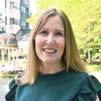 Allison Bressler's Instagram, Twitter & Facebook