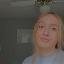 Holly Wescott's Instagram, Twitter & Facebook